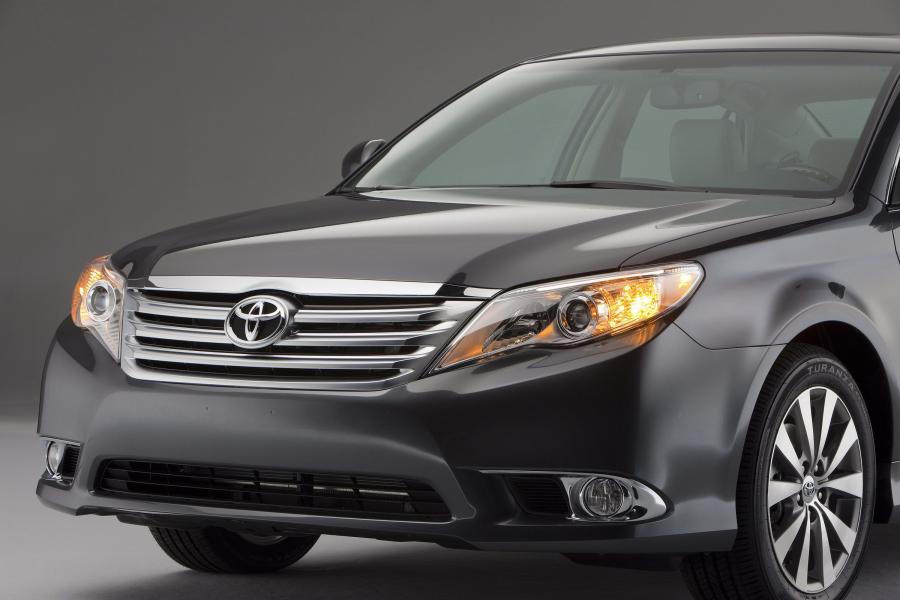 Детали экстерьера Toyota Avalon (GSX30) 2011 года  (фото 35 из 84)